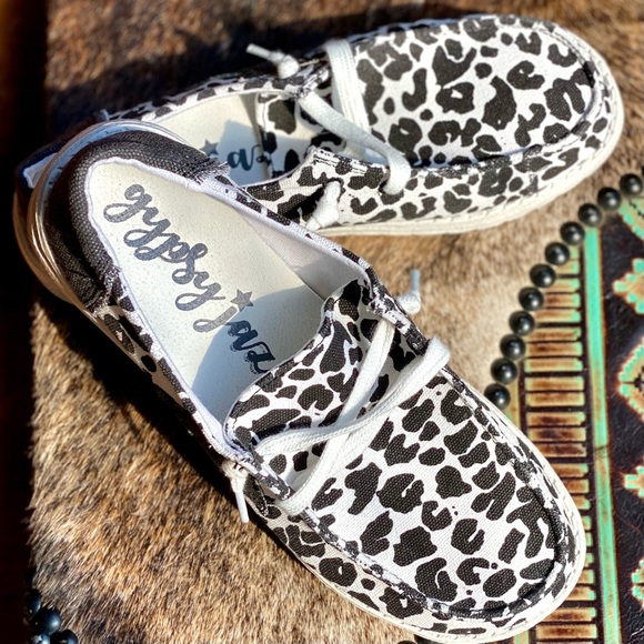 White Leopard Star Loafers - Picture 8 of 8